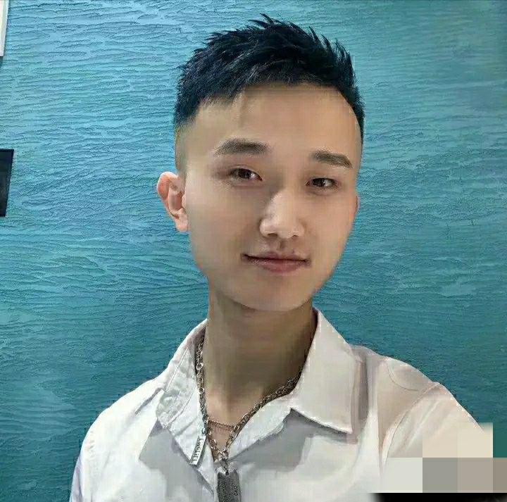 小哥哥的第一张照片--高州中老年相亲网